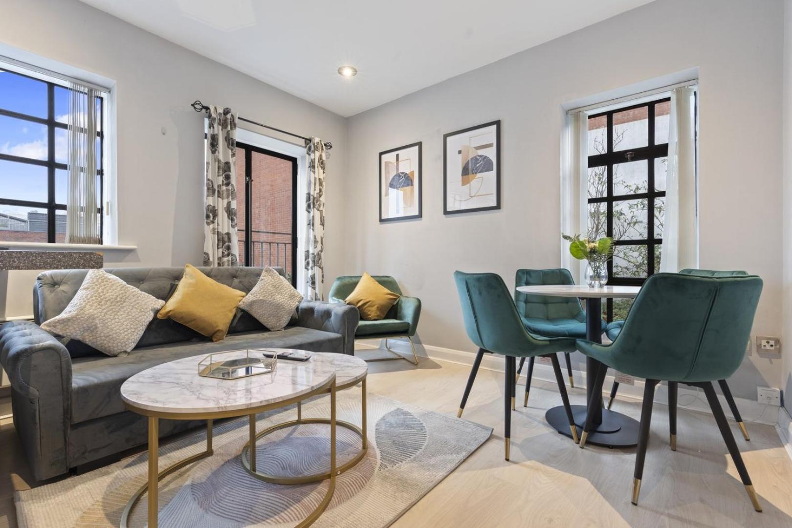 Apartment Bright 1-bed In *