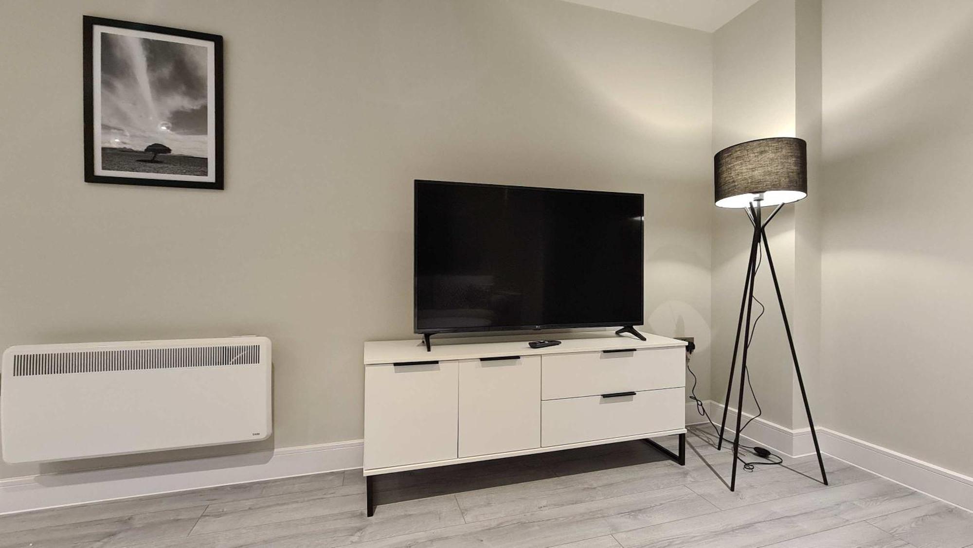 St Martin's Place - Centre Apartment *