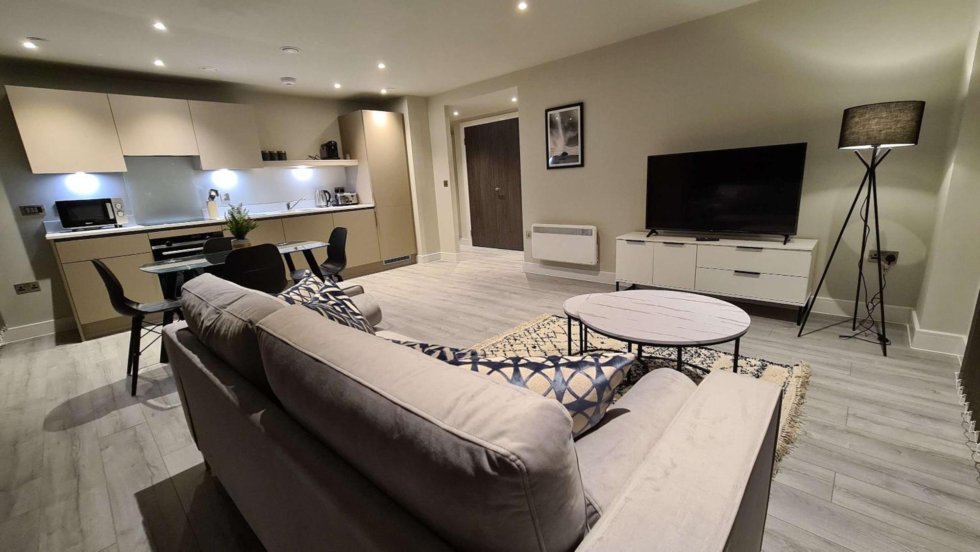 St Martin's Place - Centre Apartment *