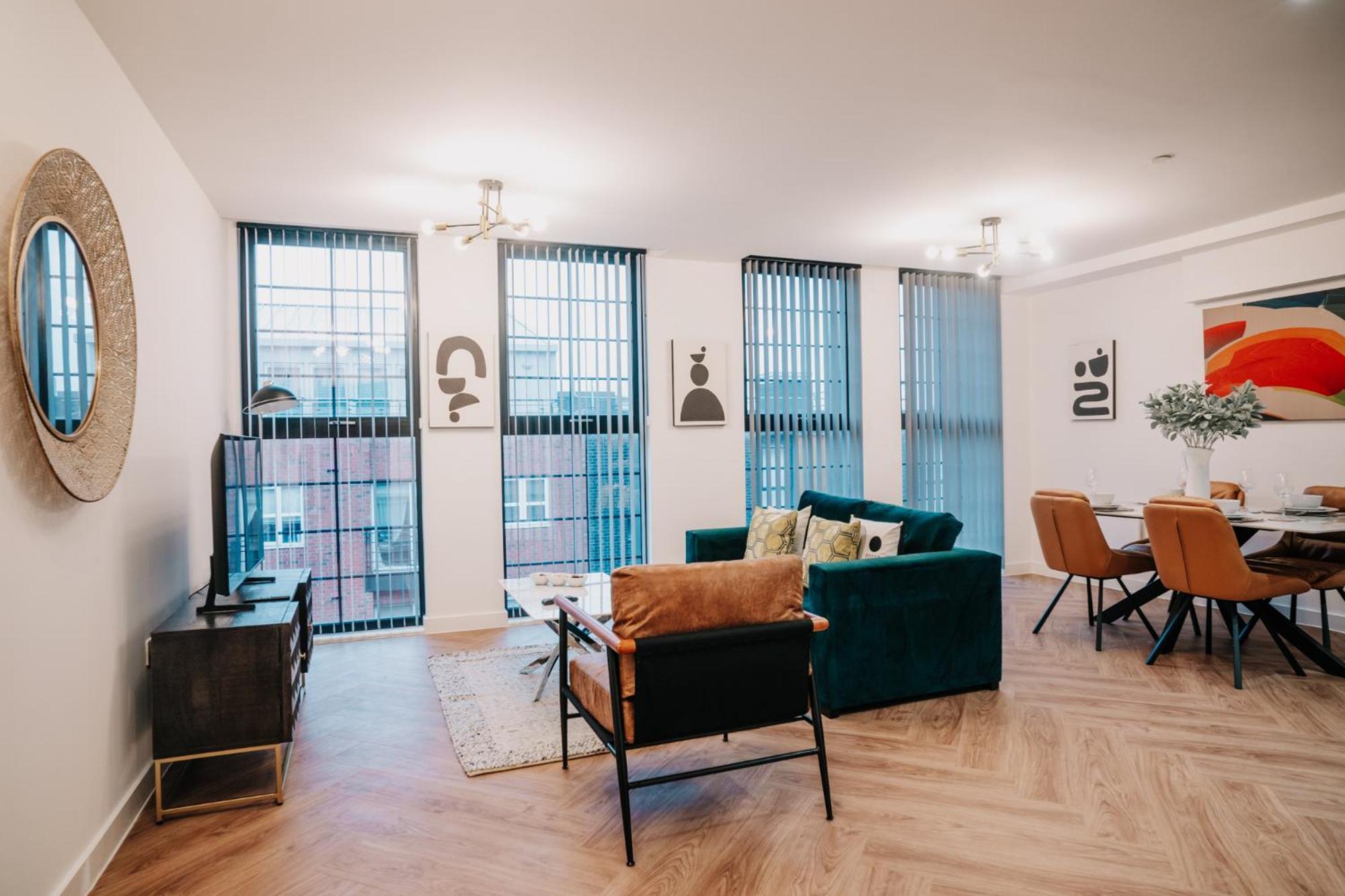 Chic Gem, Fast Wifi, Contractors Family Apartment *