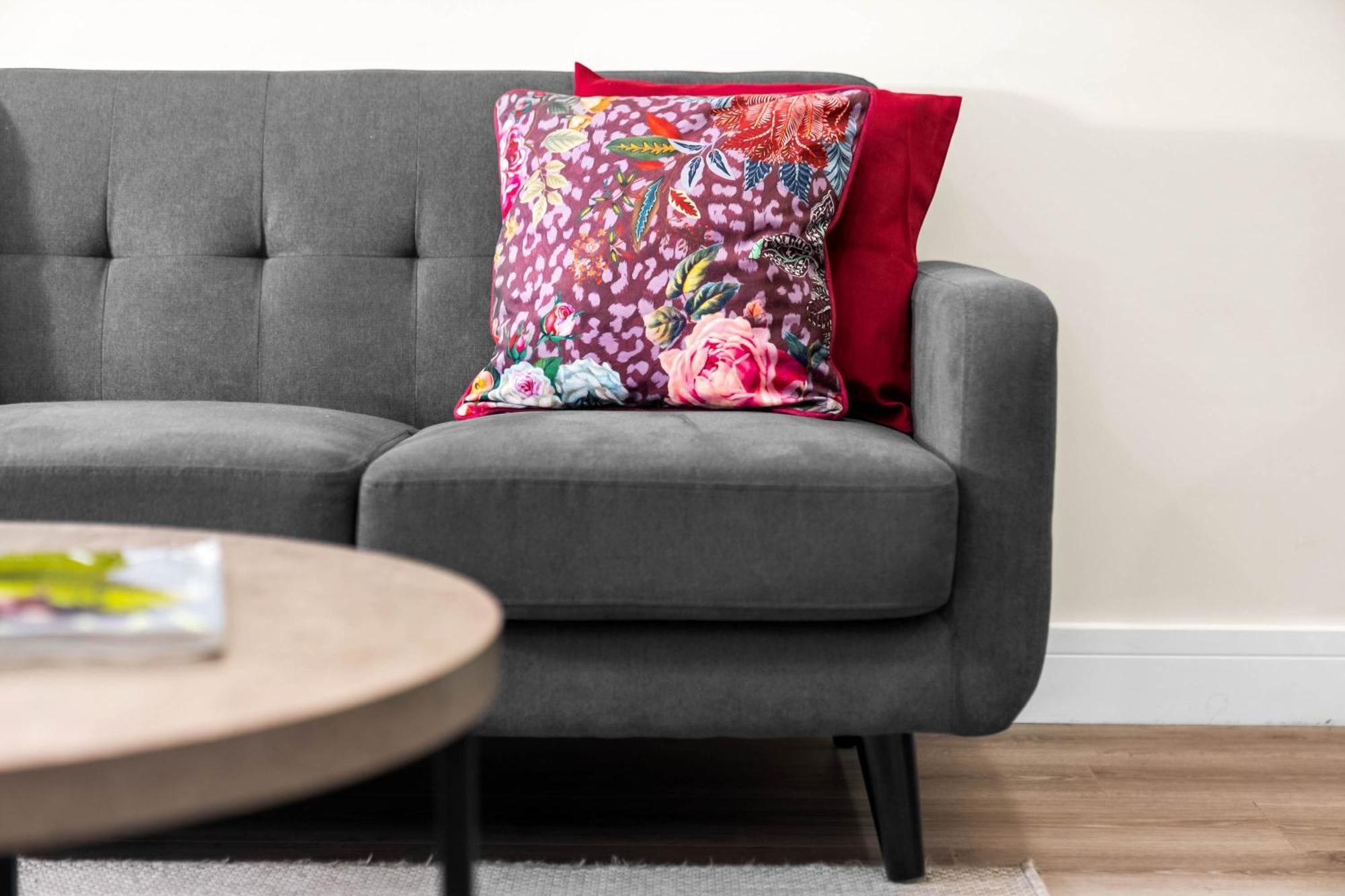 New Luxury - 2 Bedroom - Centre - Smart Tv - Jq - Rated - 2ah Apartment
