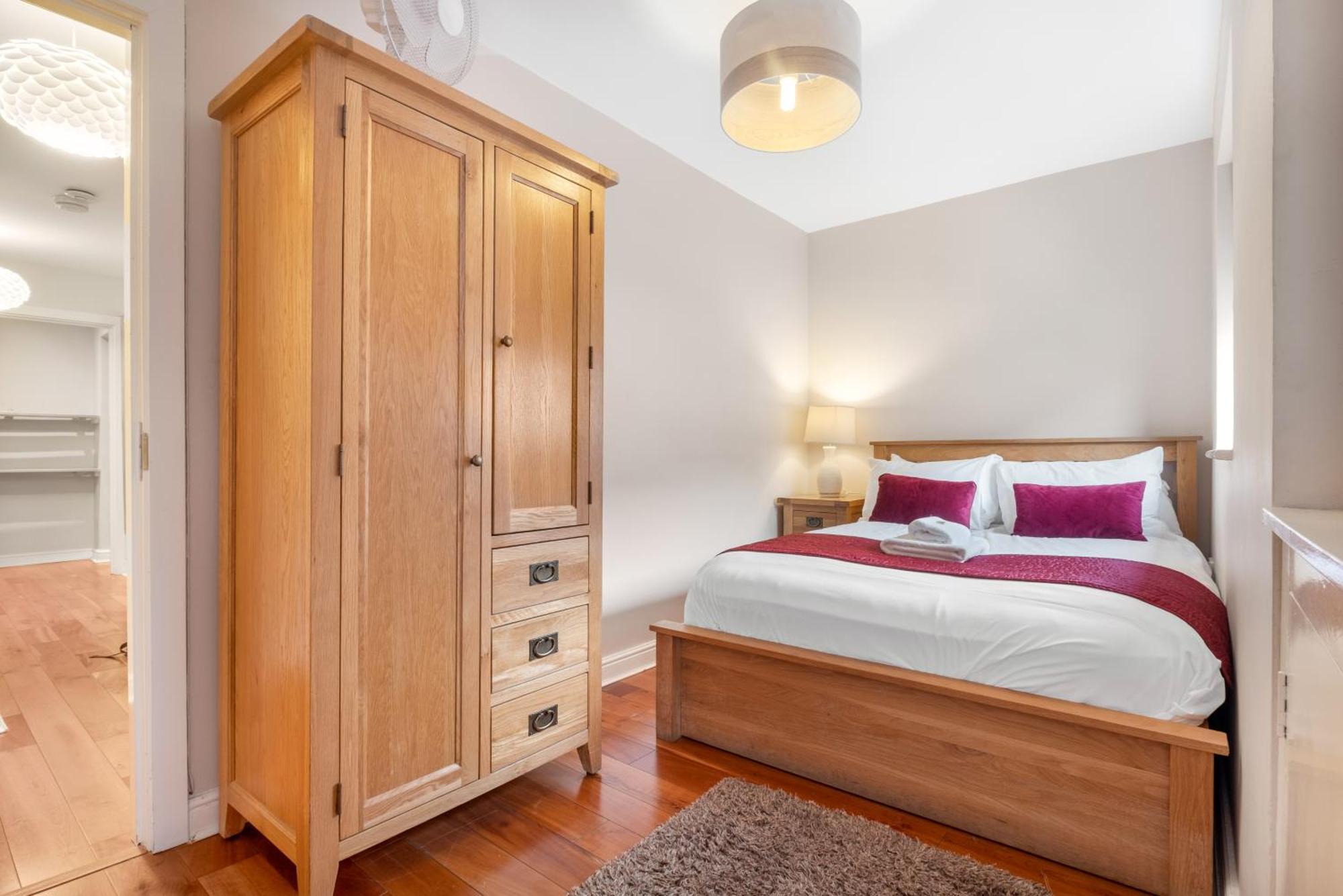 The Jewellery Apartment
