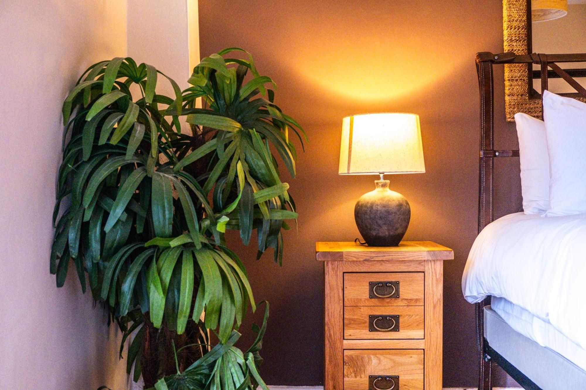 The Jewellery Apartment *