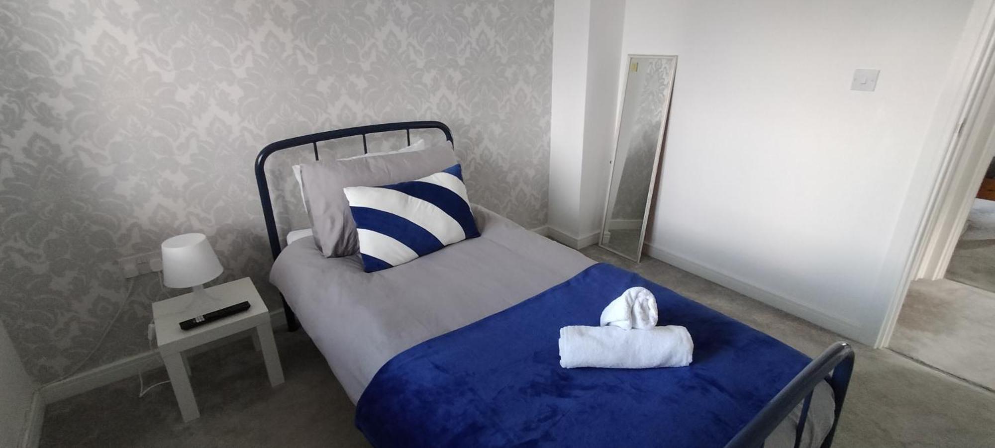 Apartment St Martins House: Convenient Near Nec And Airport