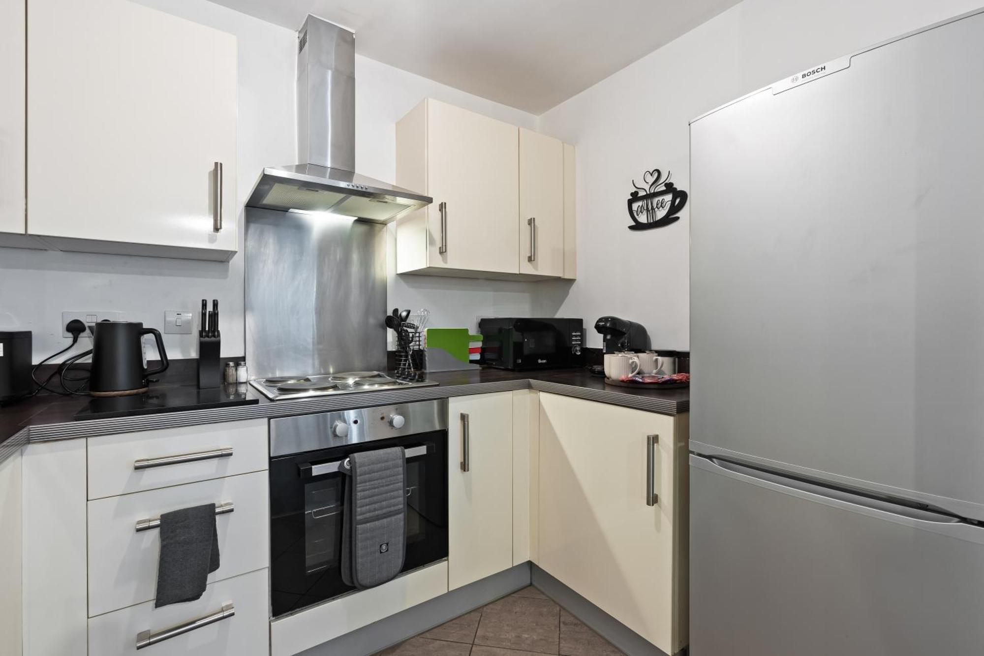 Apartment The Paragon Suite, Sleeps 3, Centre, By Broad Street, New Street Station, Bullring And Grand Birmingham