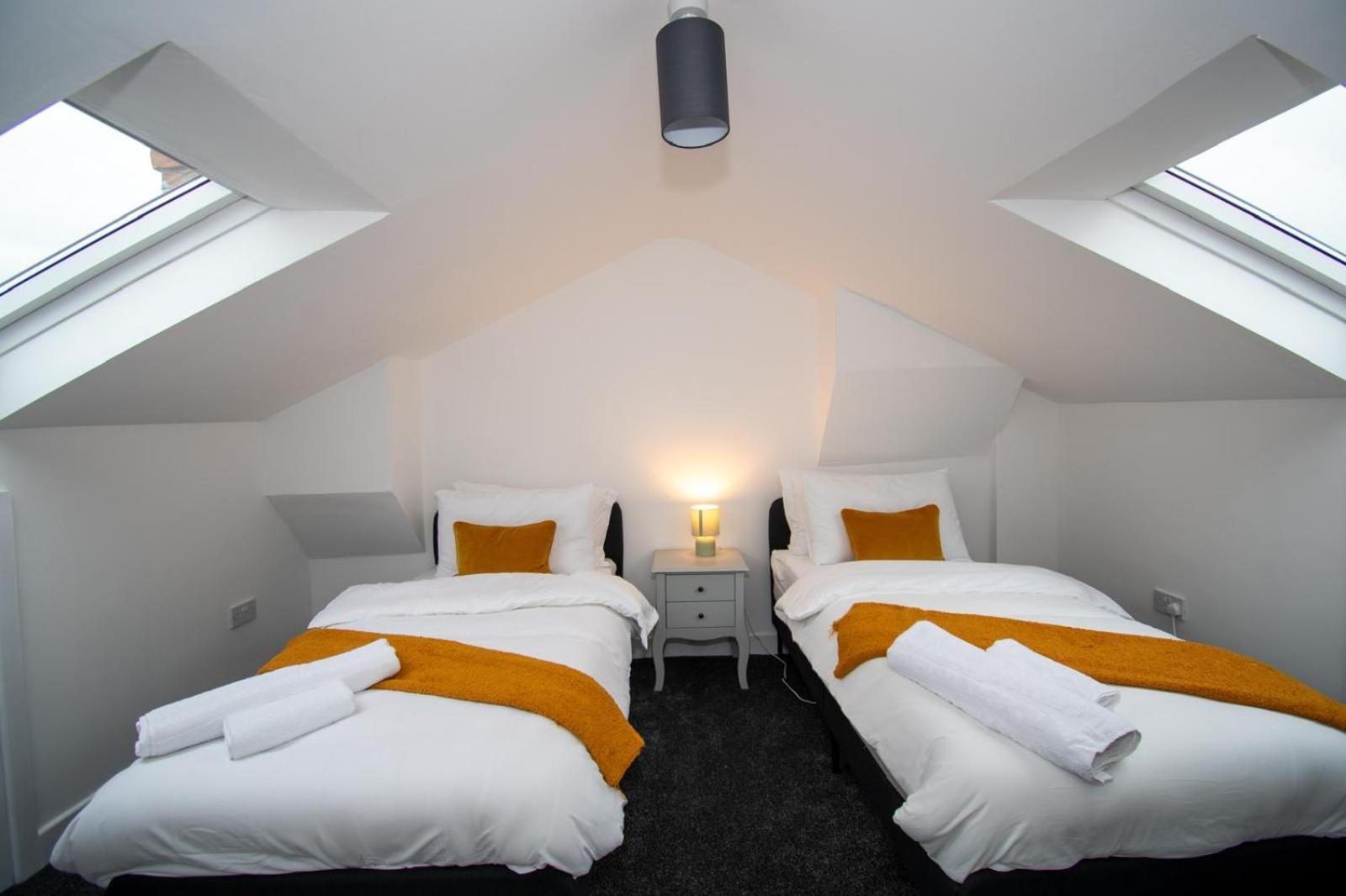 Ninas Nest In Harborne Apartment *