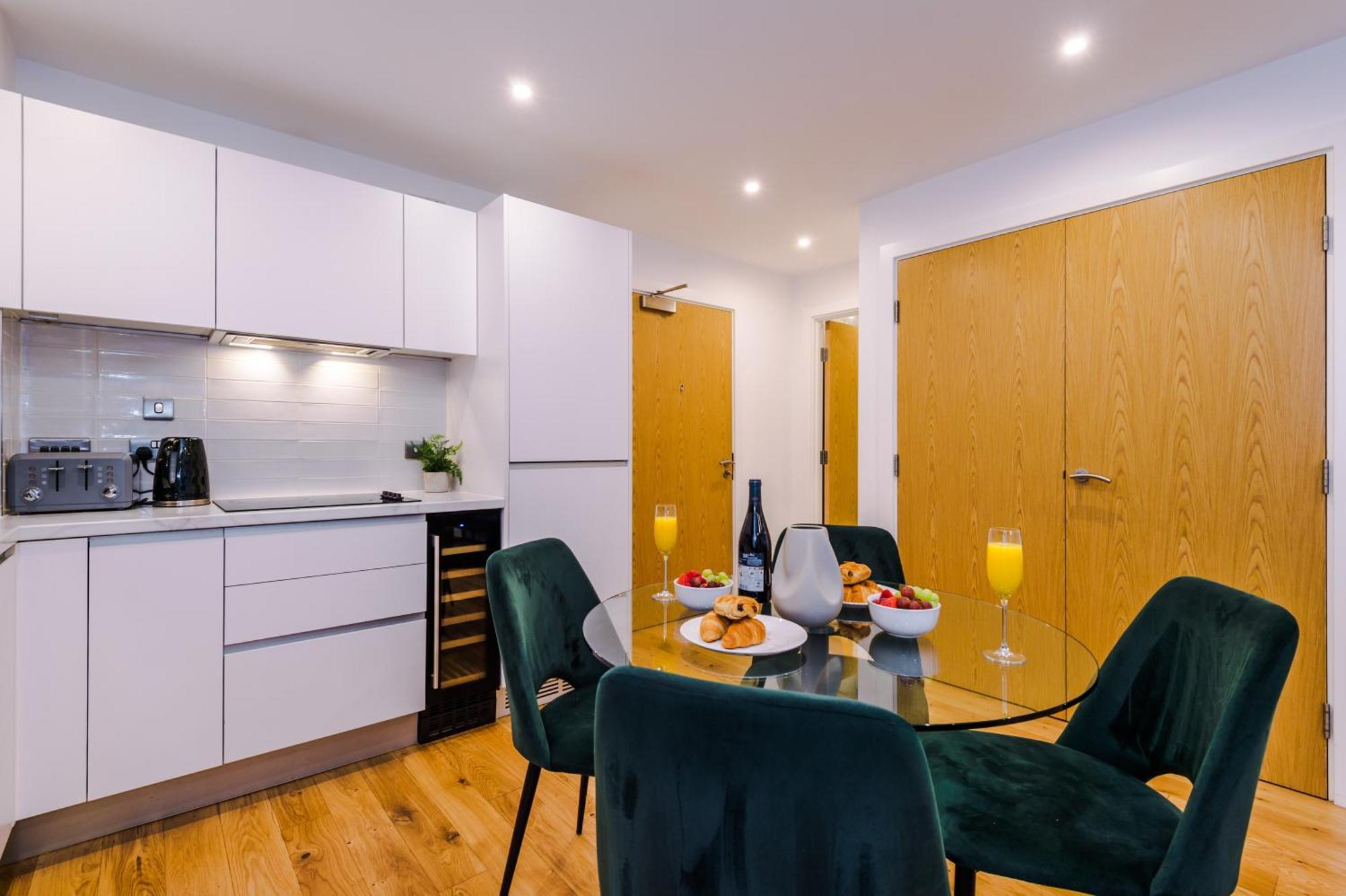 The Arden - Free Parking, Center, Fast Wifi, Up To 4 People Apartment *