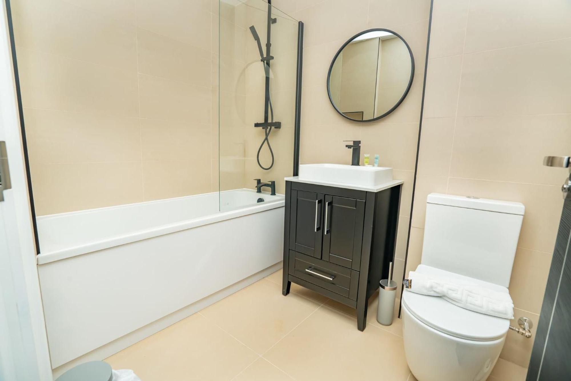 Modern And Spacious 2 Bed In Apartment Birmingham