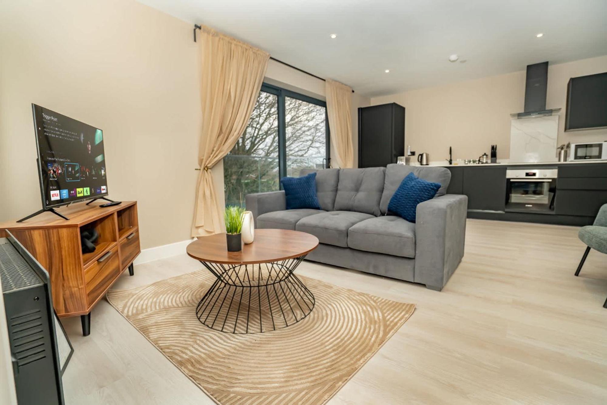 Modern And Spacious 2 Bed In * Birmingham