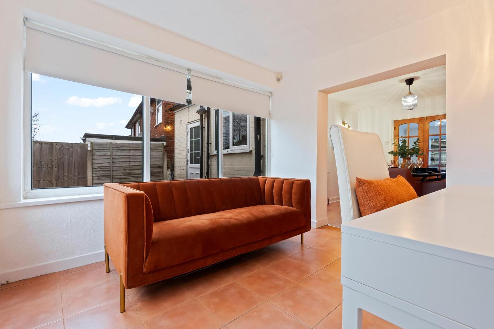 Spacious Contractor House 3 Bed B23 Free Parking & Wifi Villa Birmingham