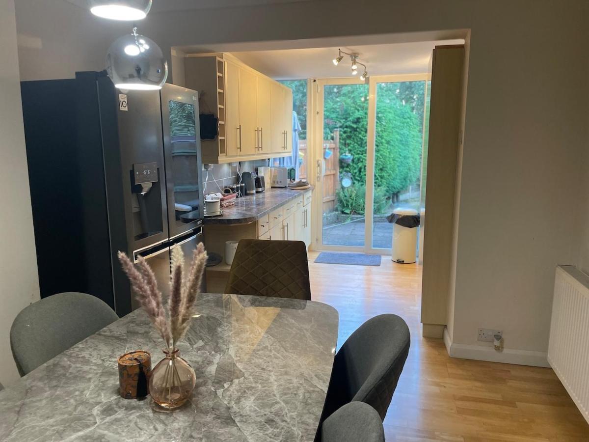 Villa Beautiful 2 Bedroom House With Big Garden & Parking Fast Wifi, And King Size Bed Birmingham