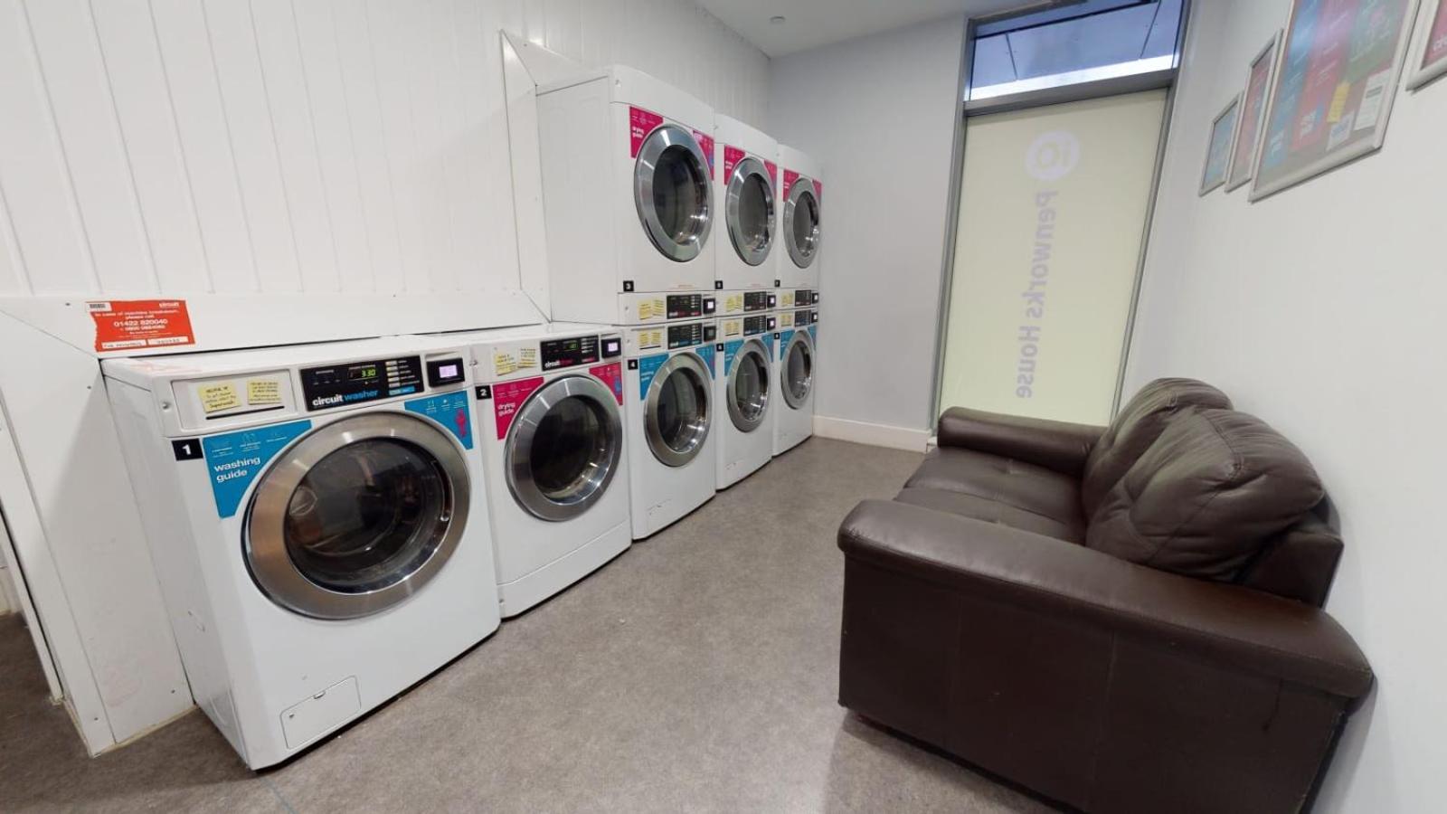 Apartment Private Bedrooms At Penworks House Near Centre *