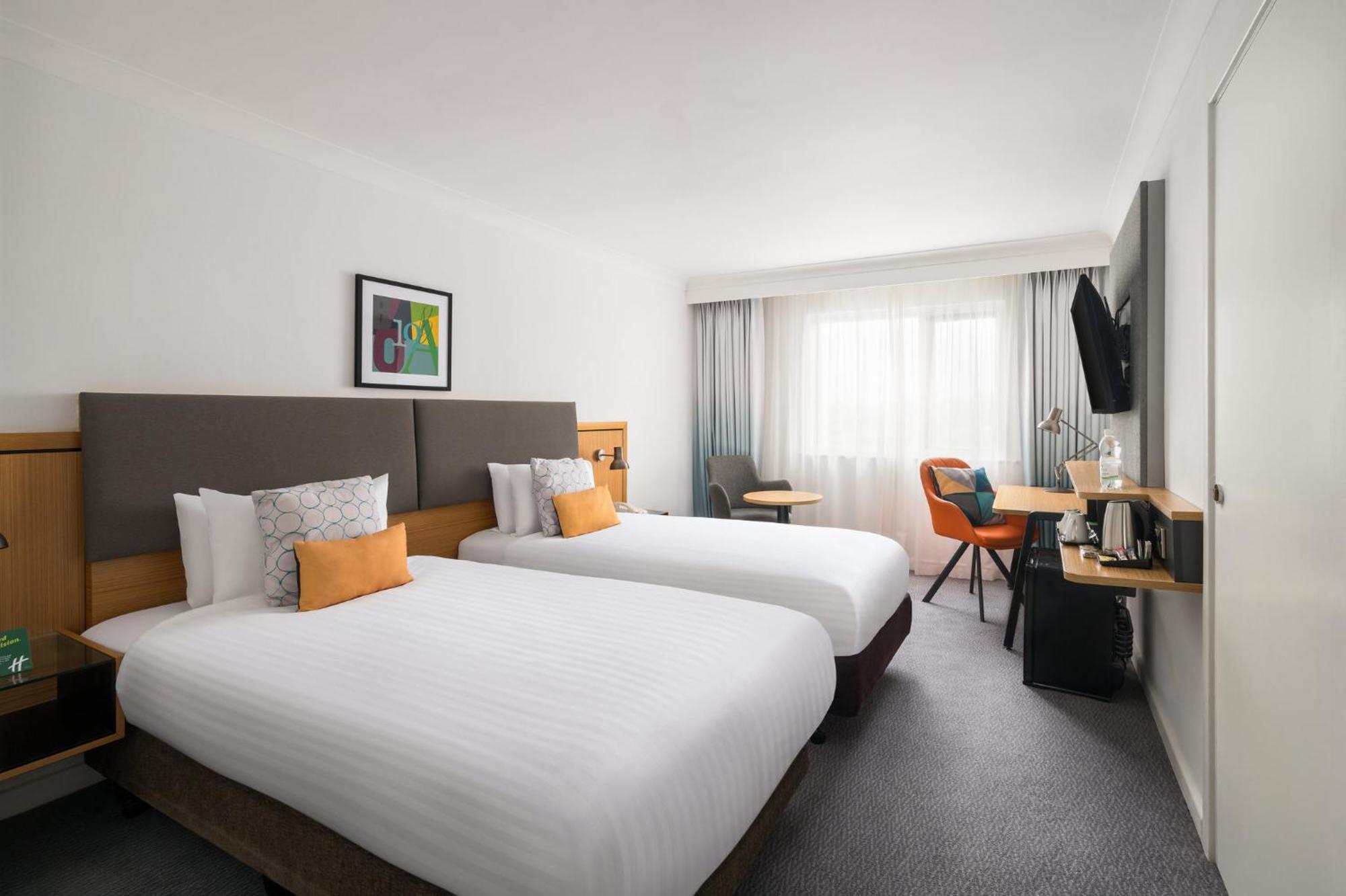 Hotel M6, Jct7 By Ihg 4*