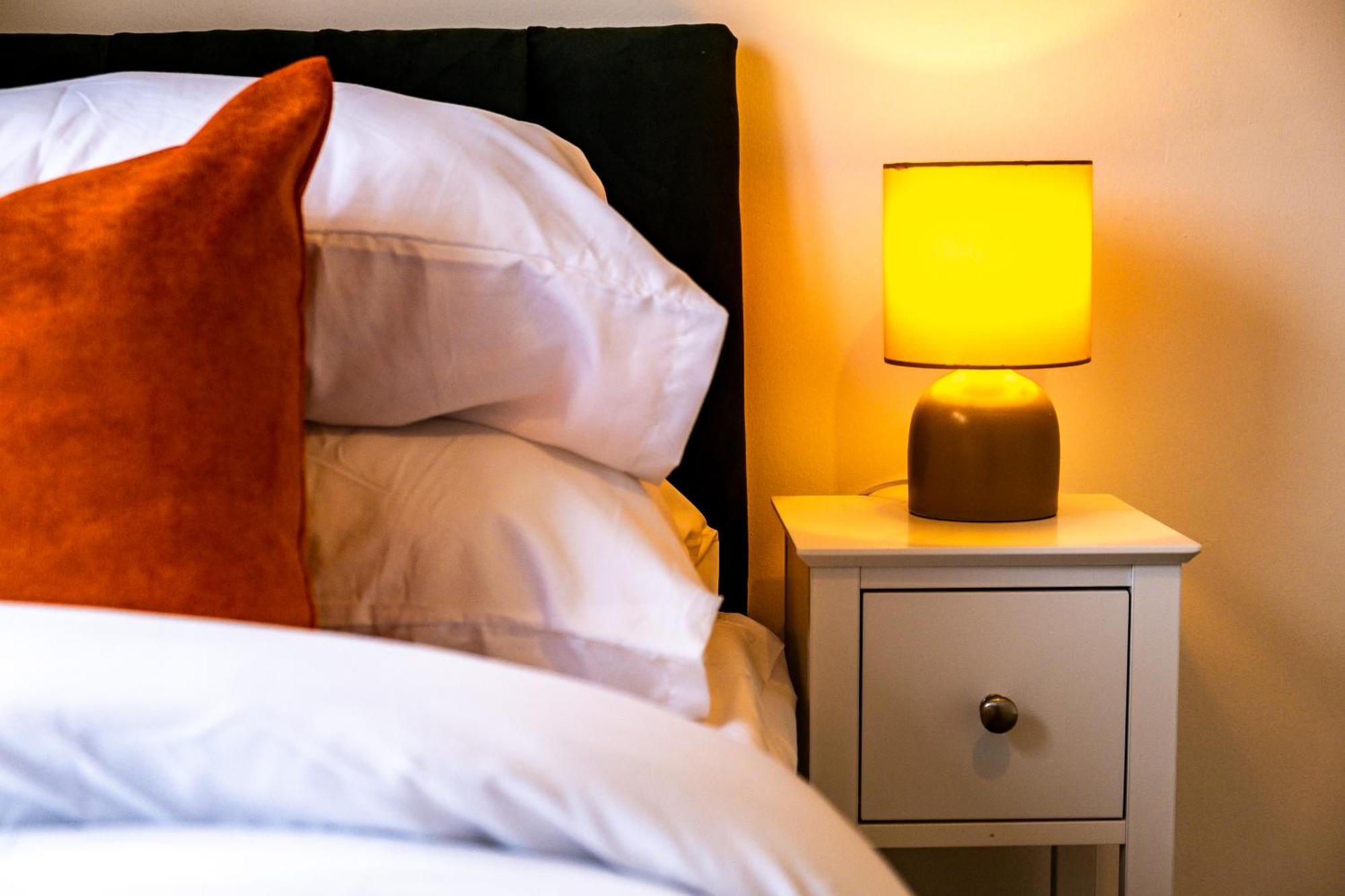 Cozy Willow-hot Tub, Sleeps9, Freeparking, Netflix Holiday home Birmingham