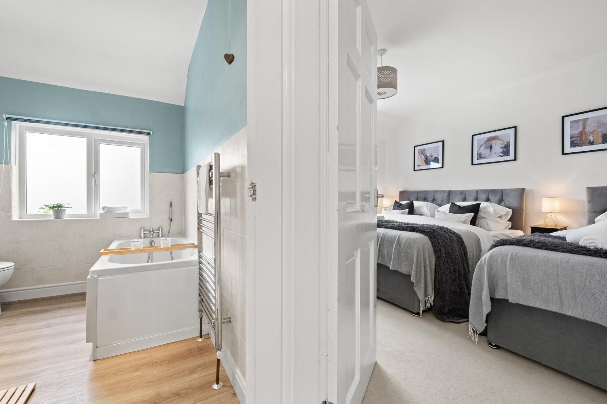 Cozy Willow-hot Tub, Sleeps9, Freeparking, Netflix Holiday home