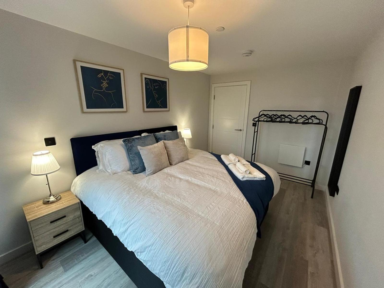 2 Bed 2 Bath In Digbeth * Birmingham