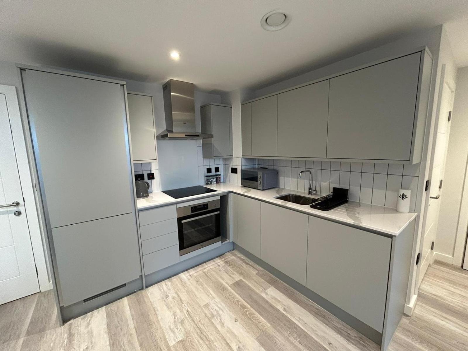 2 Bed 2 Bath In Digbeth * Birmingham
