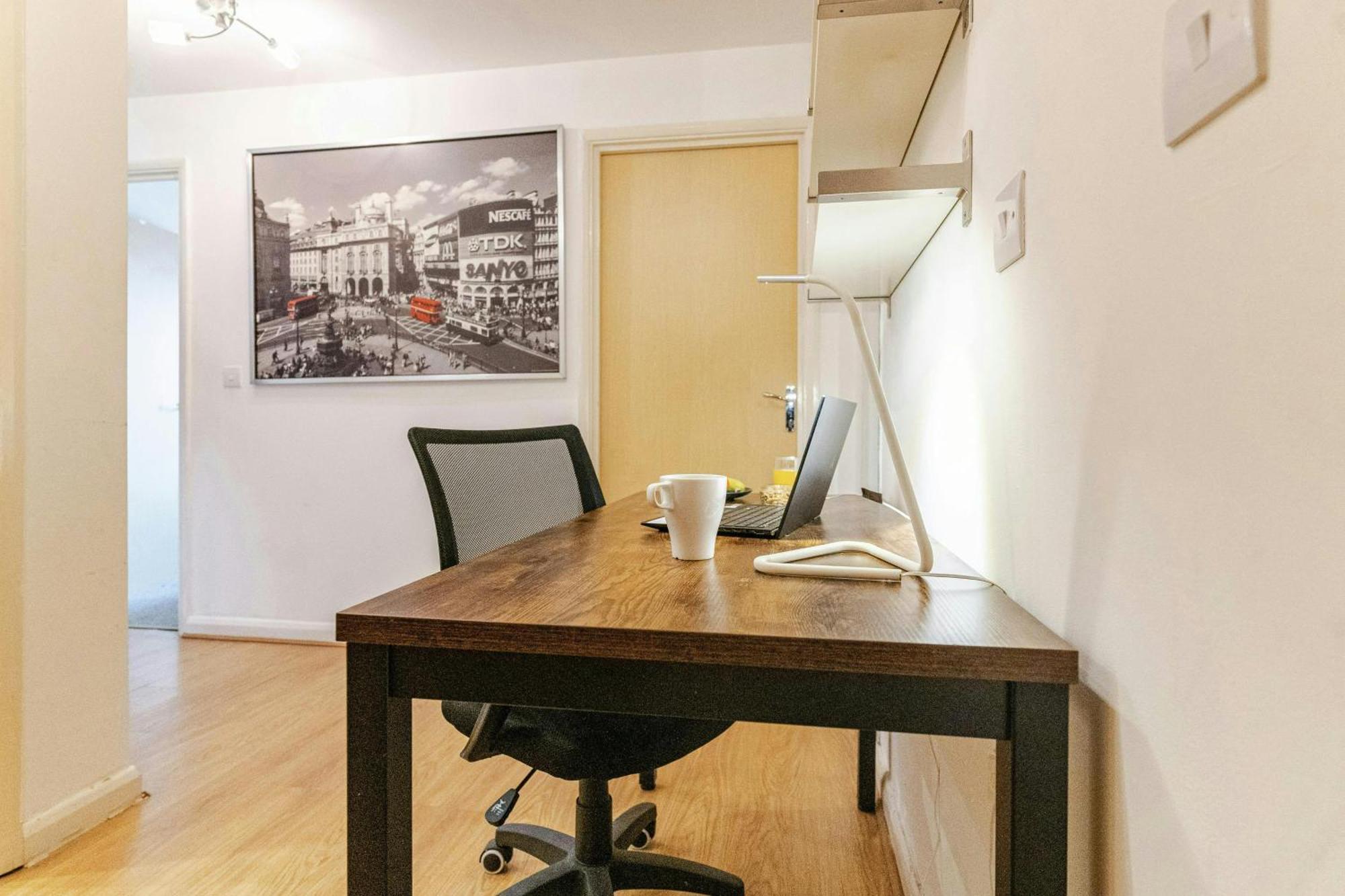 2bed,2bath, Balcony Near New Street, Mailbox & Canals At Skyline Apartment