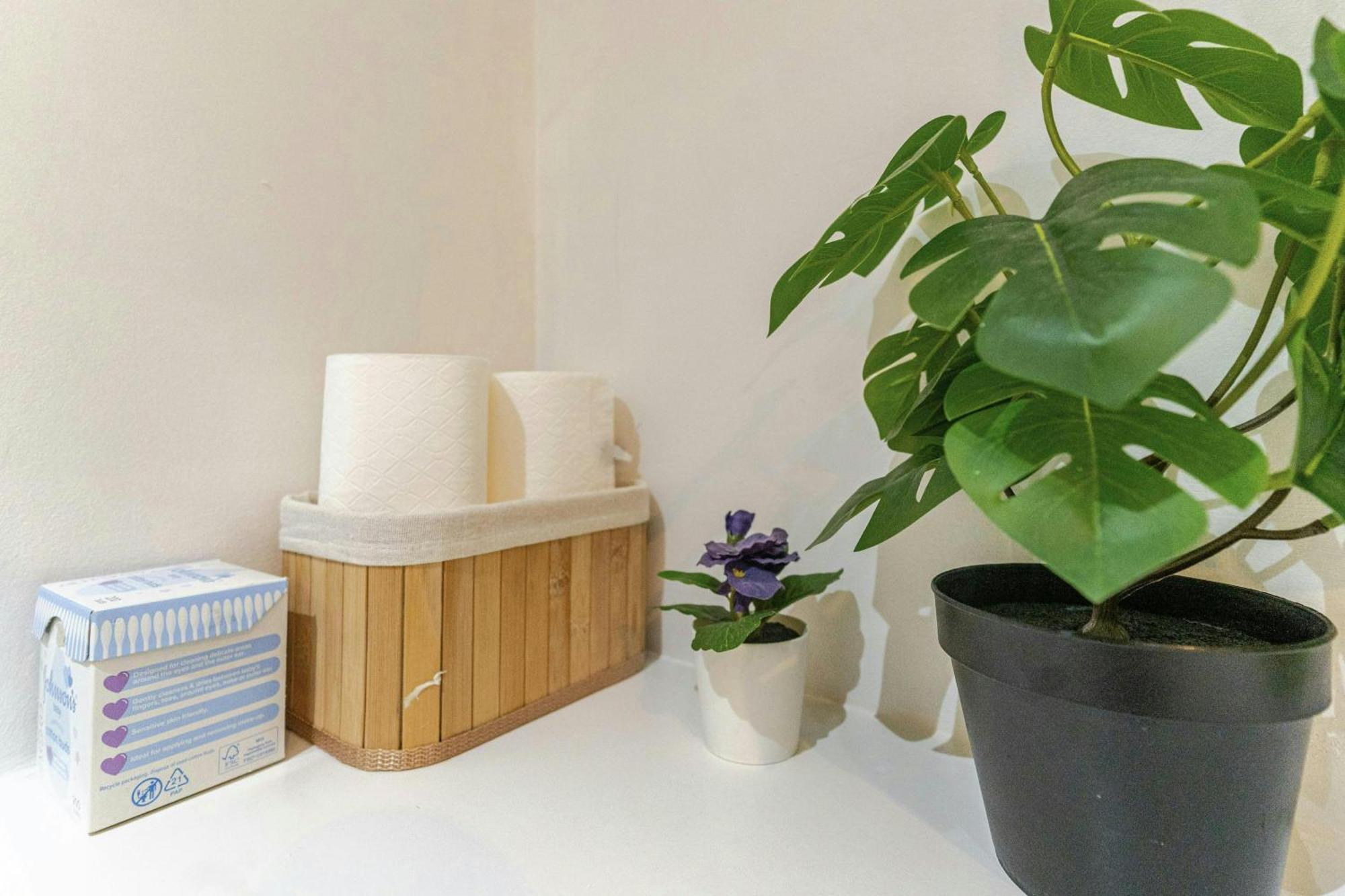 2bed,2bath, Balcony Near New Street, Mailbox & Canals At Skyline *