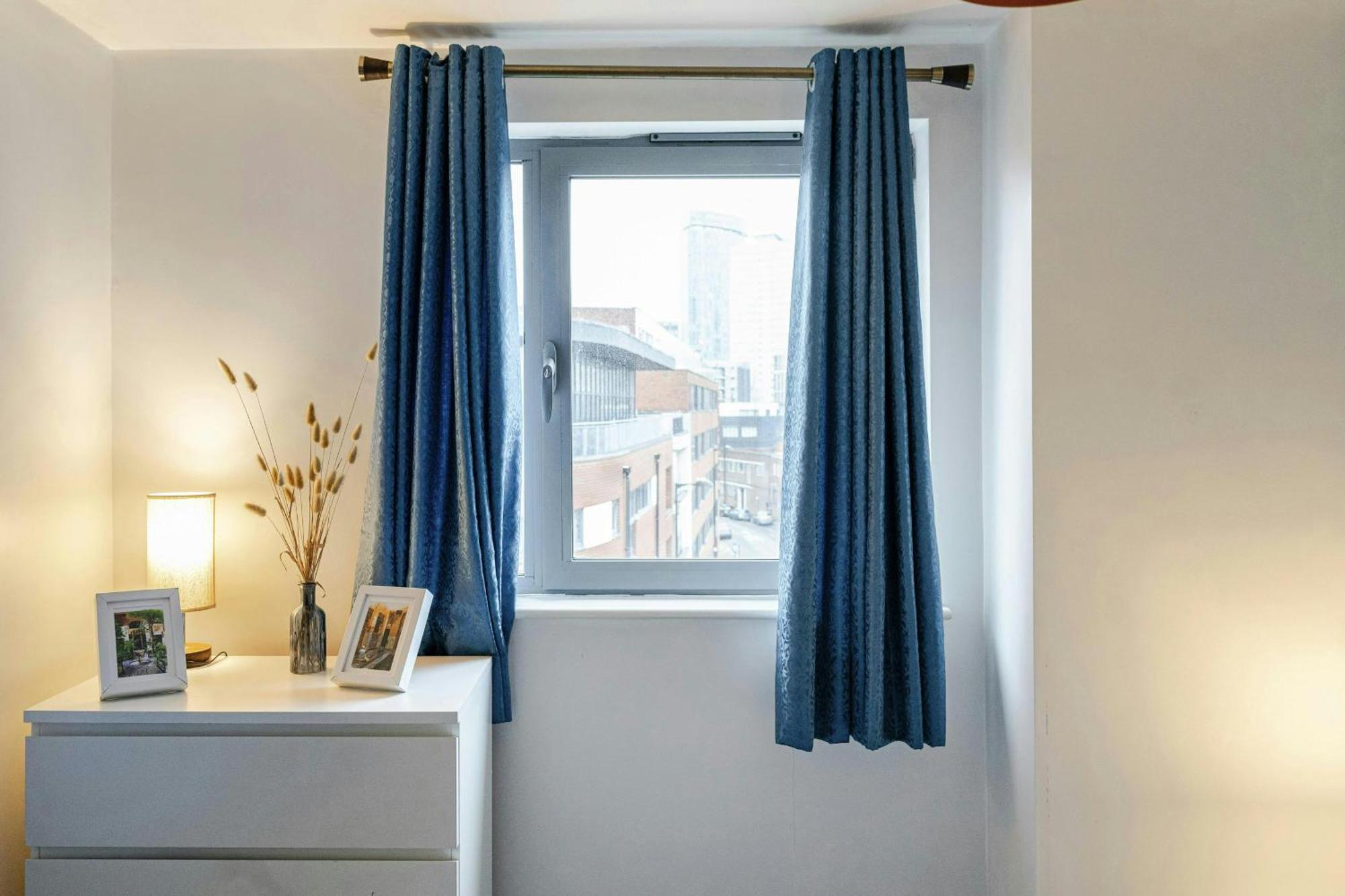 2bed,2bath, Balcony Near New Street, Mailbox & Canals At Skyline *