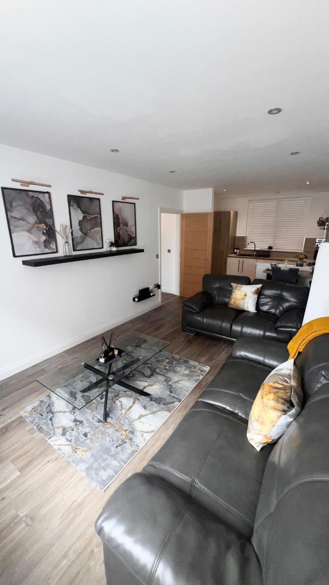 The Platinum Apartment *
