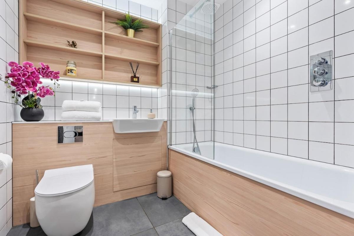 Apartment The Grand Penthouse - Luxury - Sleeps 4