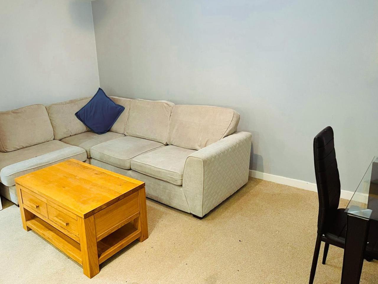 Soulful 2-bed 2-bath With Parking, Ultra Quite Atmosphere * Birmingham