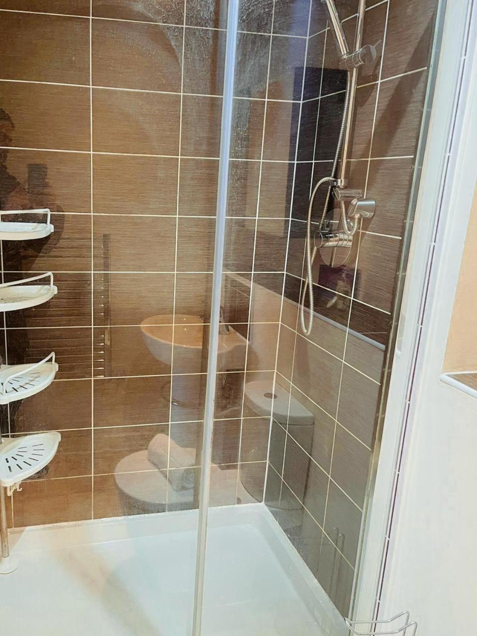 Soulful 2-bed 2-bath With Parking, Ultra Quite Atmosphere Apartment Birmingham