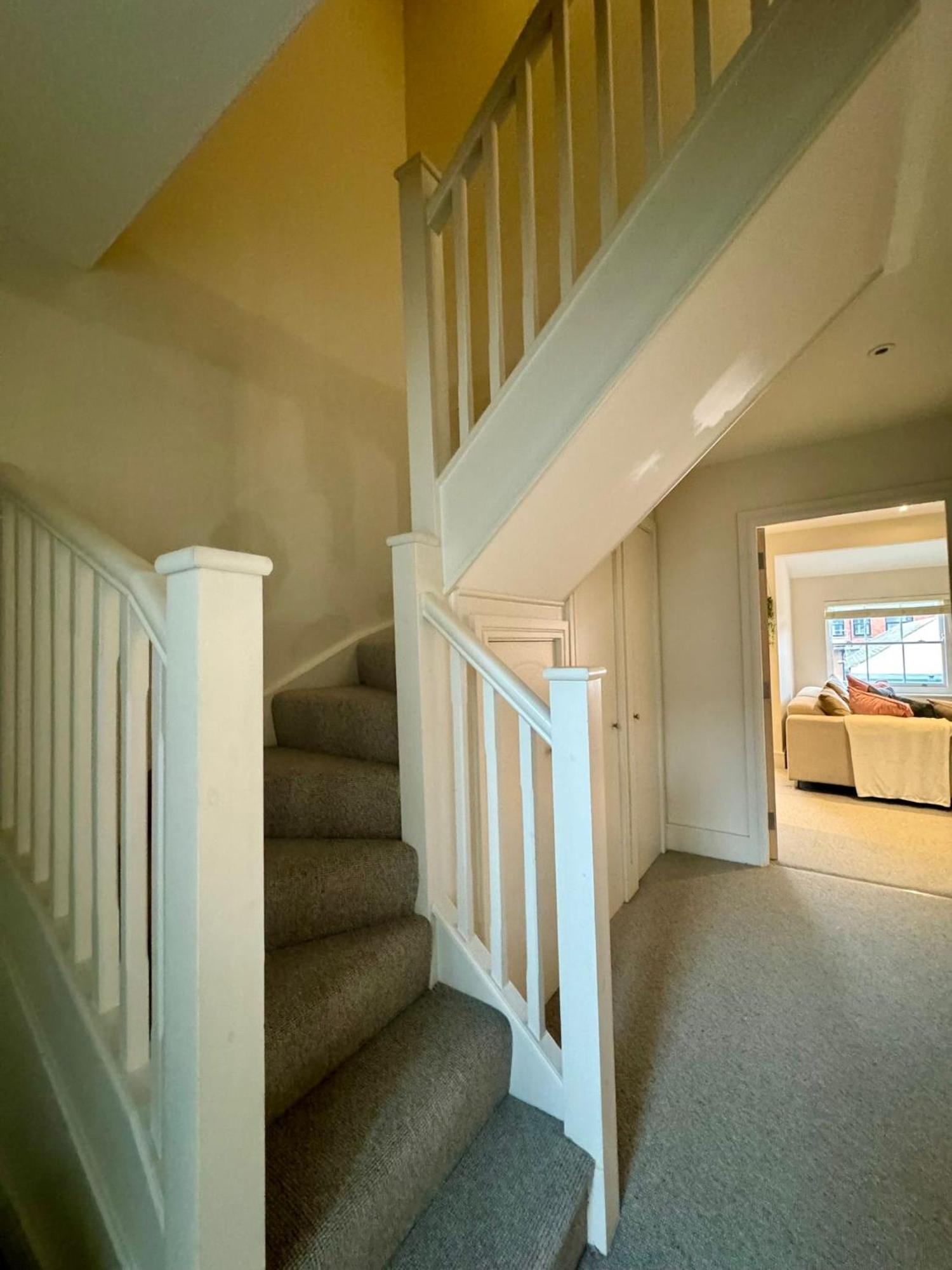 Osbourne House Pink 2 Bed, 2 And Half Bath Apartment Birmingham