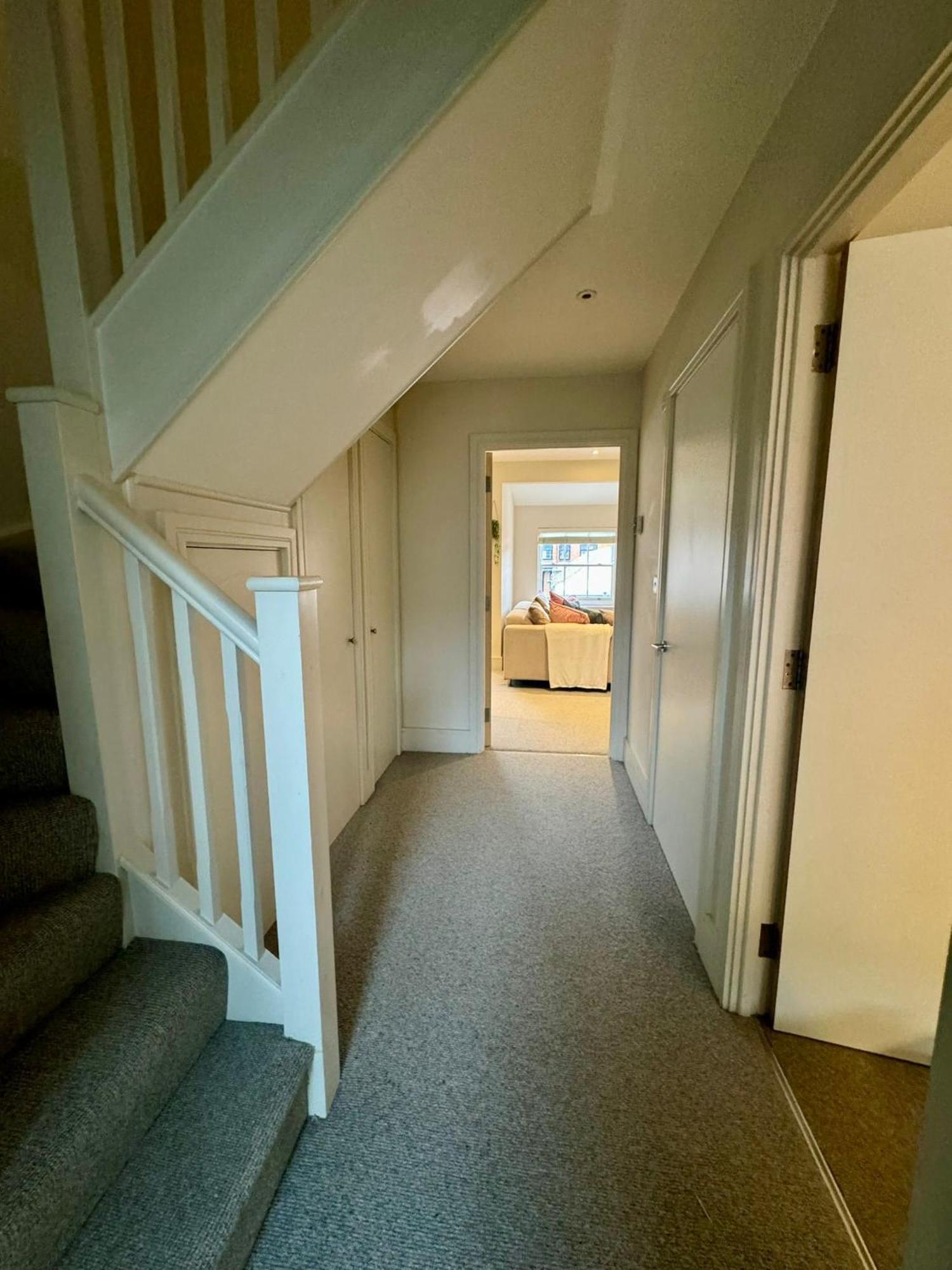 Osbourne House Pink 2 Bed, 2 And Half Bath Birmingham