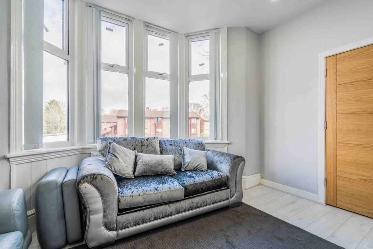 Apartment Elegant Flat With A Moseley View *