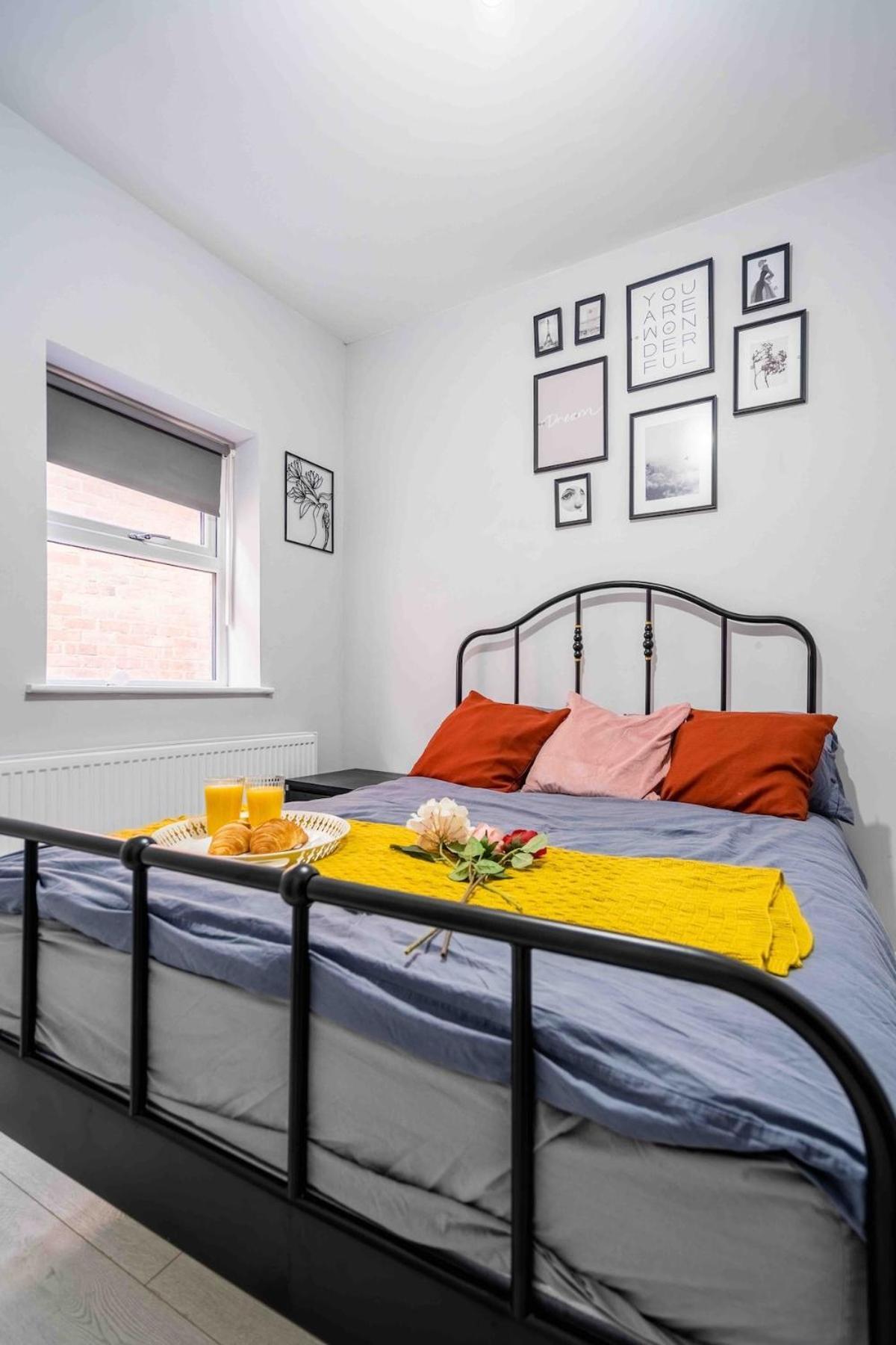 Elegant Flat With A Moseley View Apartment Birmingham