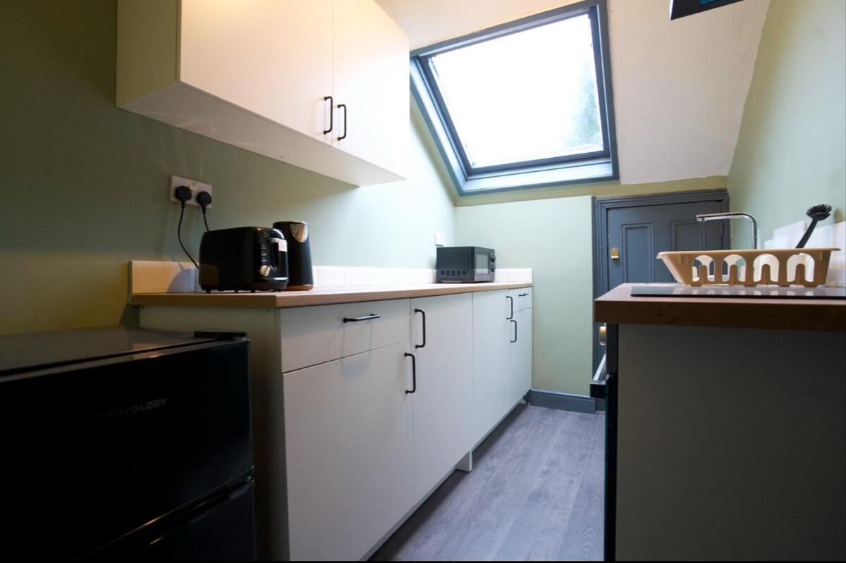 The Cosy In Moseley Apartment *