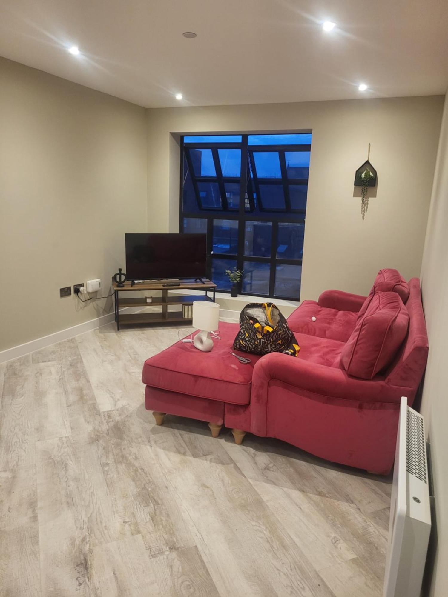 Modern Relaxing 2 Bedroom - Apartment