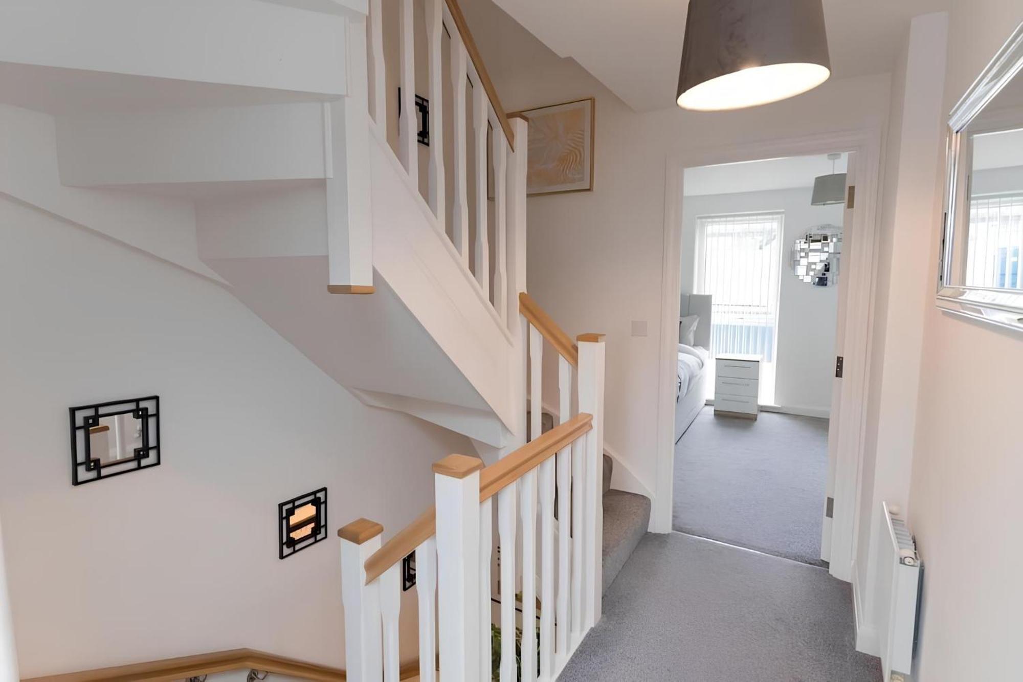 Deluxe 5'bed House W- Parking - Centre Apartment Birmingham