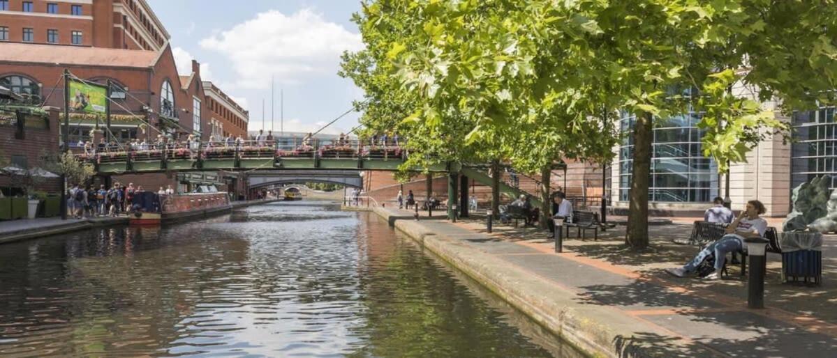 Modern 1 Bed In Bmh - Good Fit For Business Traveller *