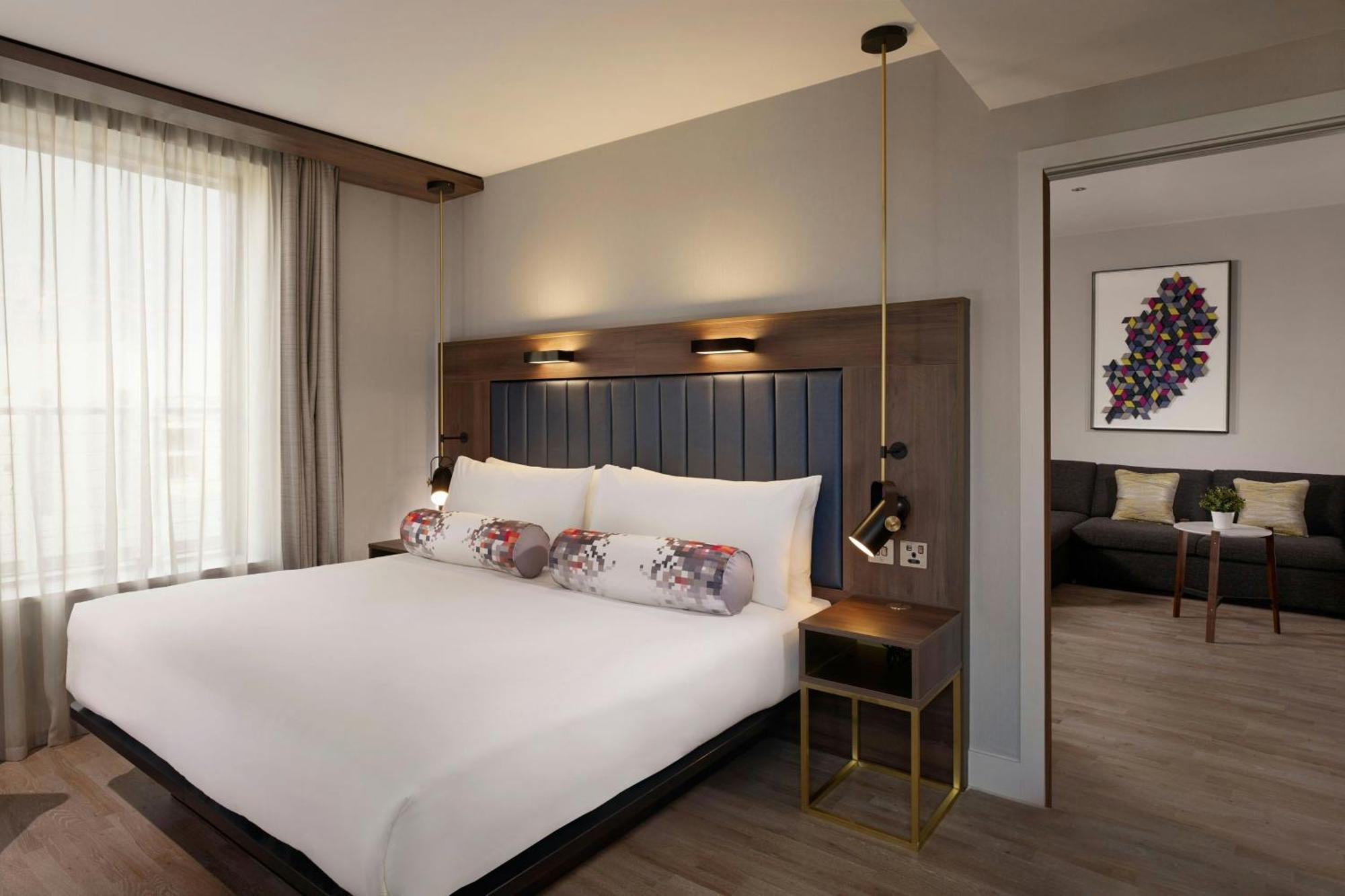 Aloft Eastside Hotel 4*