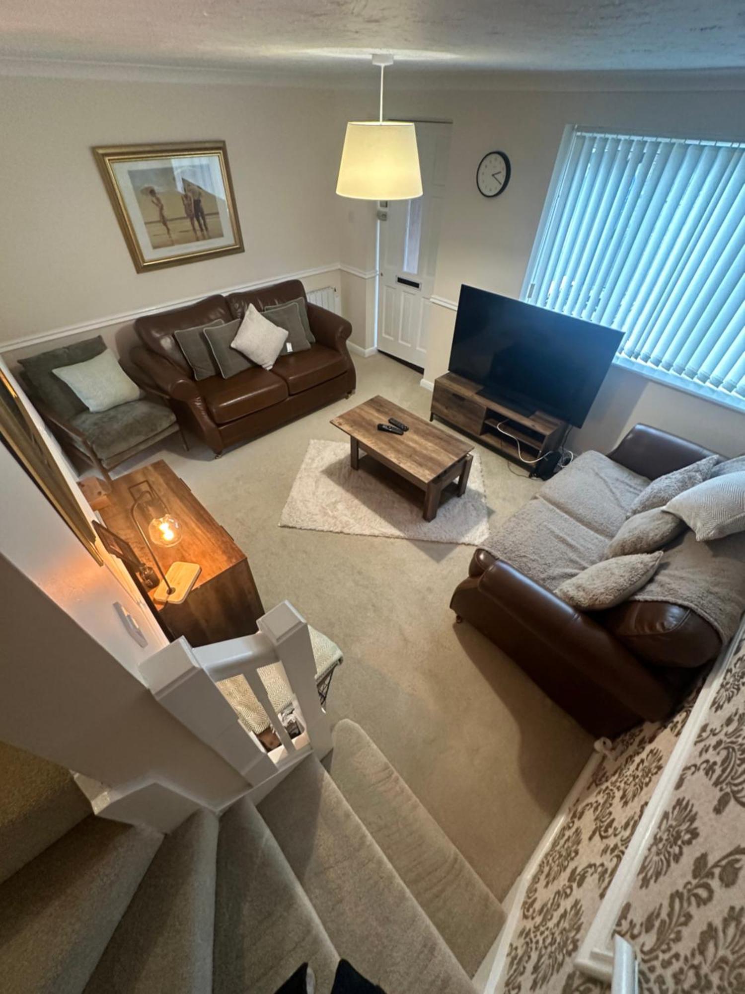 Cosy 2 Bed House Near Airport & Nec Holiday home *