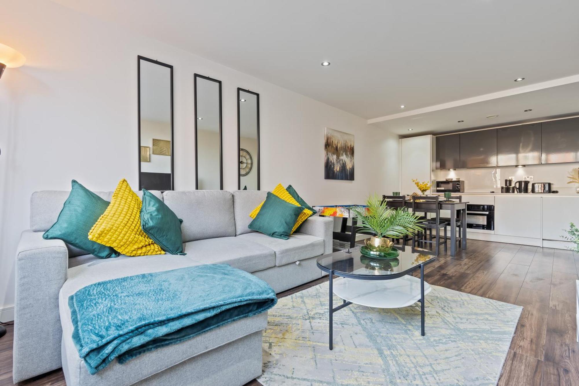 Luxury House, Free Wifi & Parking * Birmingham