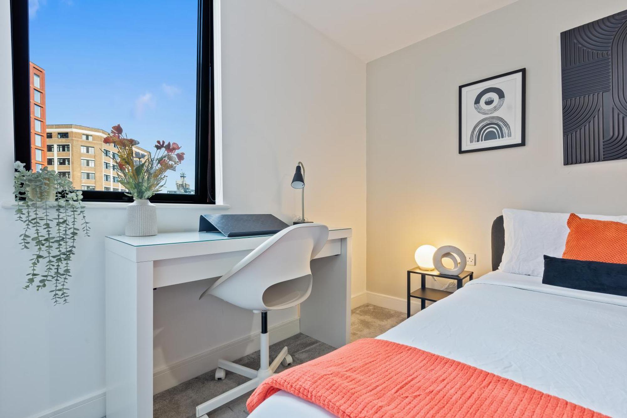 Luxury House, Free Wifi & Parking * Birmingham