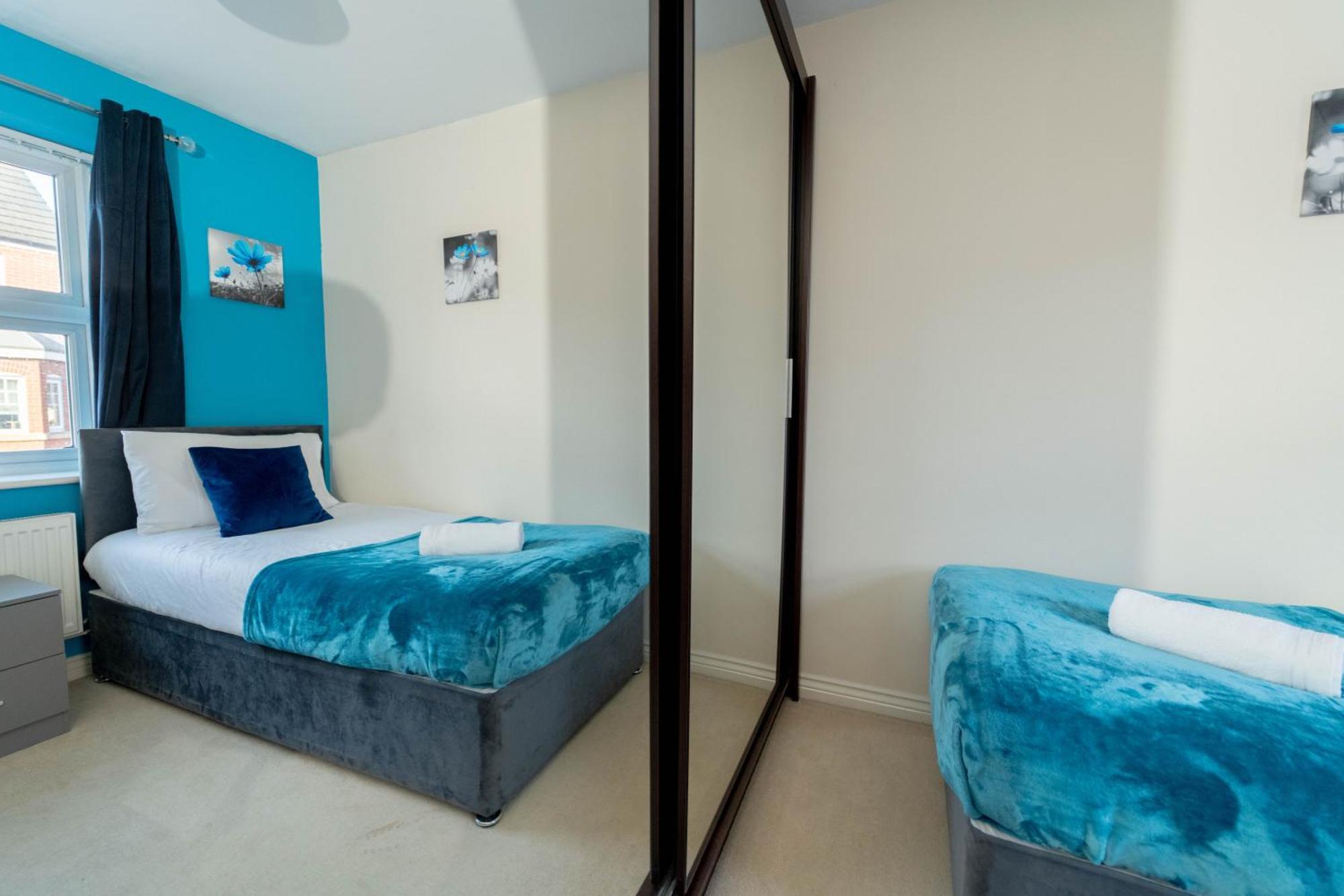 Contractors - Family - Relocators * Birmingham
