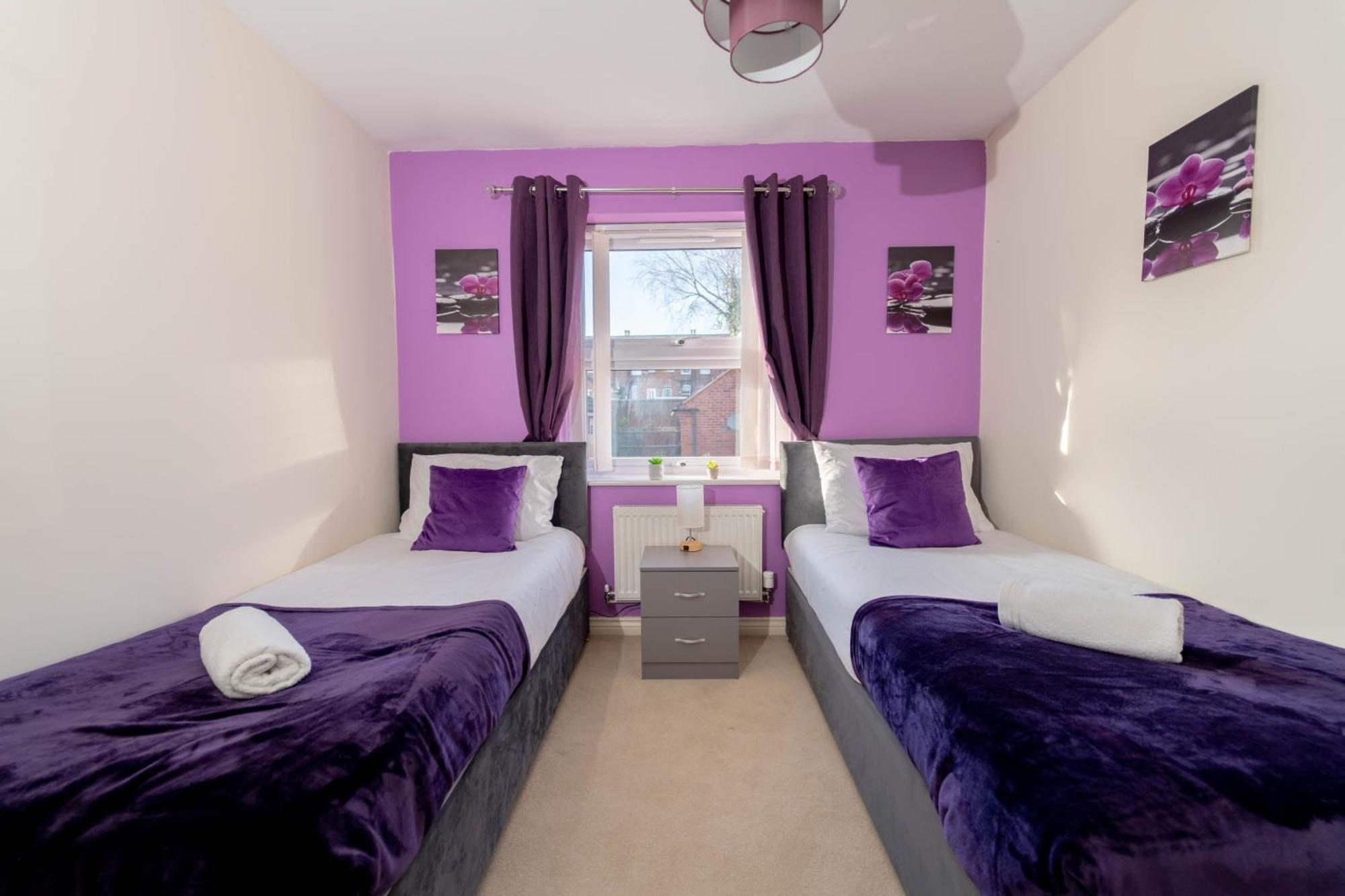 Contractors - Family - Relocators * Birmingham
