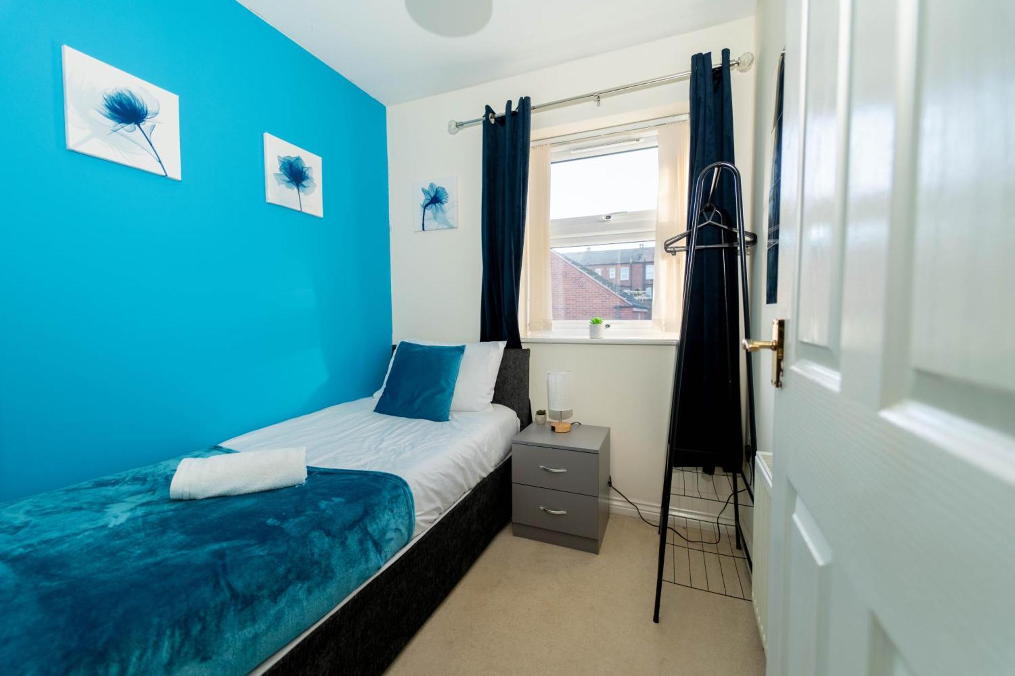 Contractors - Family - Relocators Holiday home