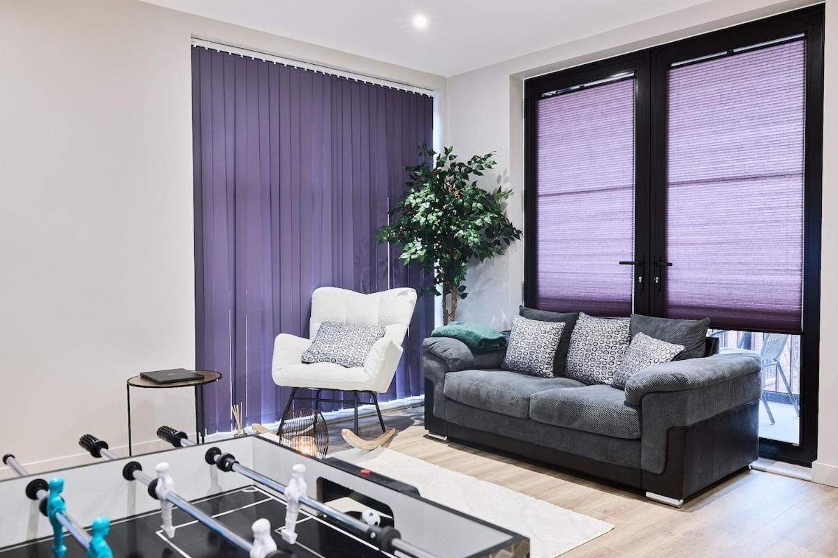 Stylish 1 Bedroom In Apartment *