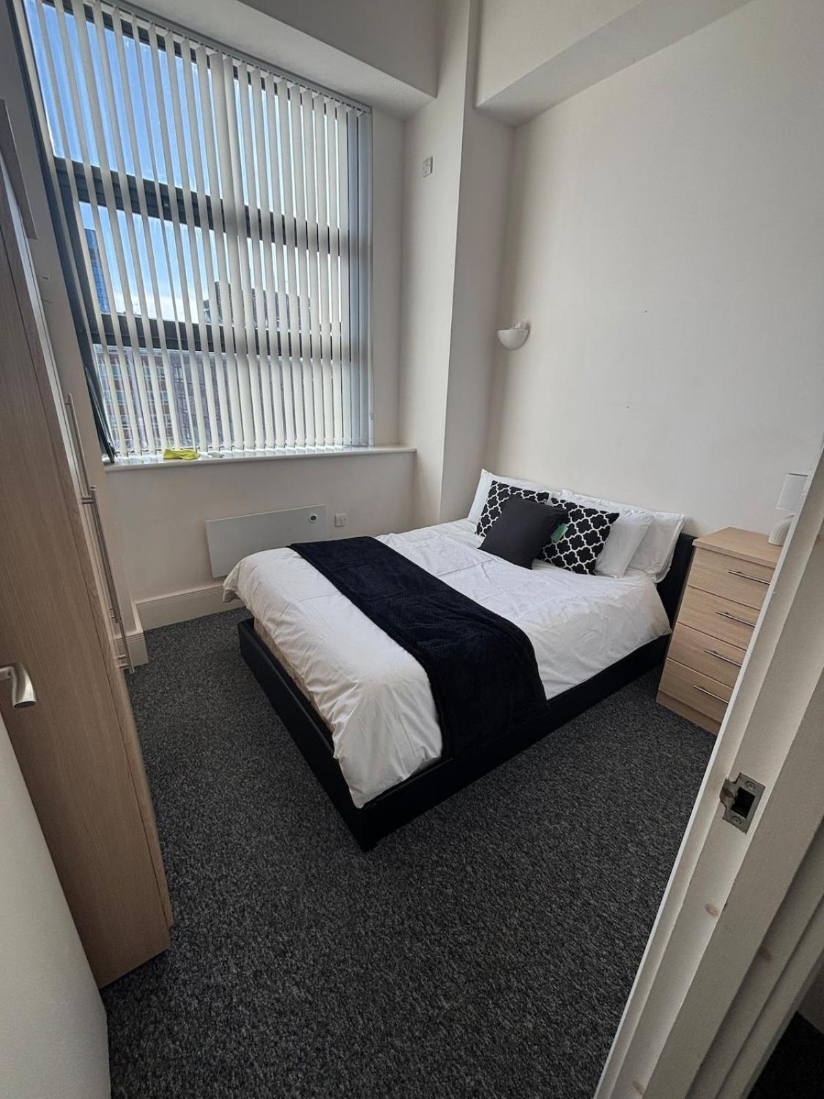 Apartment Spacious 2 Bedroom Flat In Centre