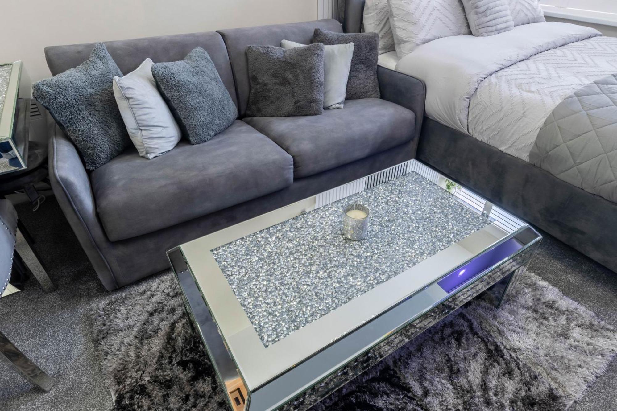 Diamond Luxury Flat For 3 - Super Fast Wifi Apartment