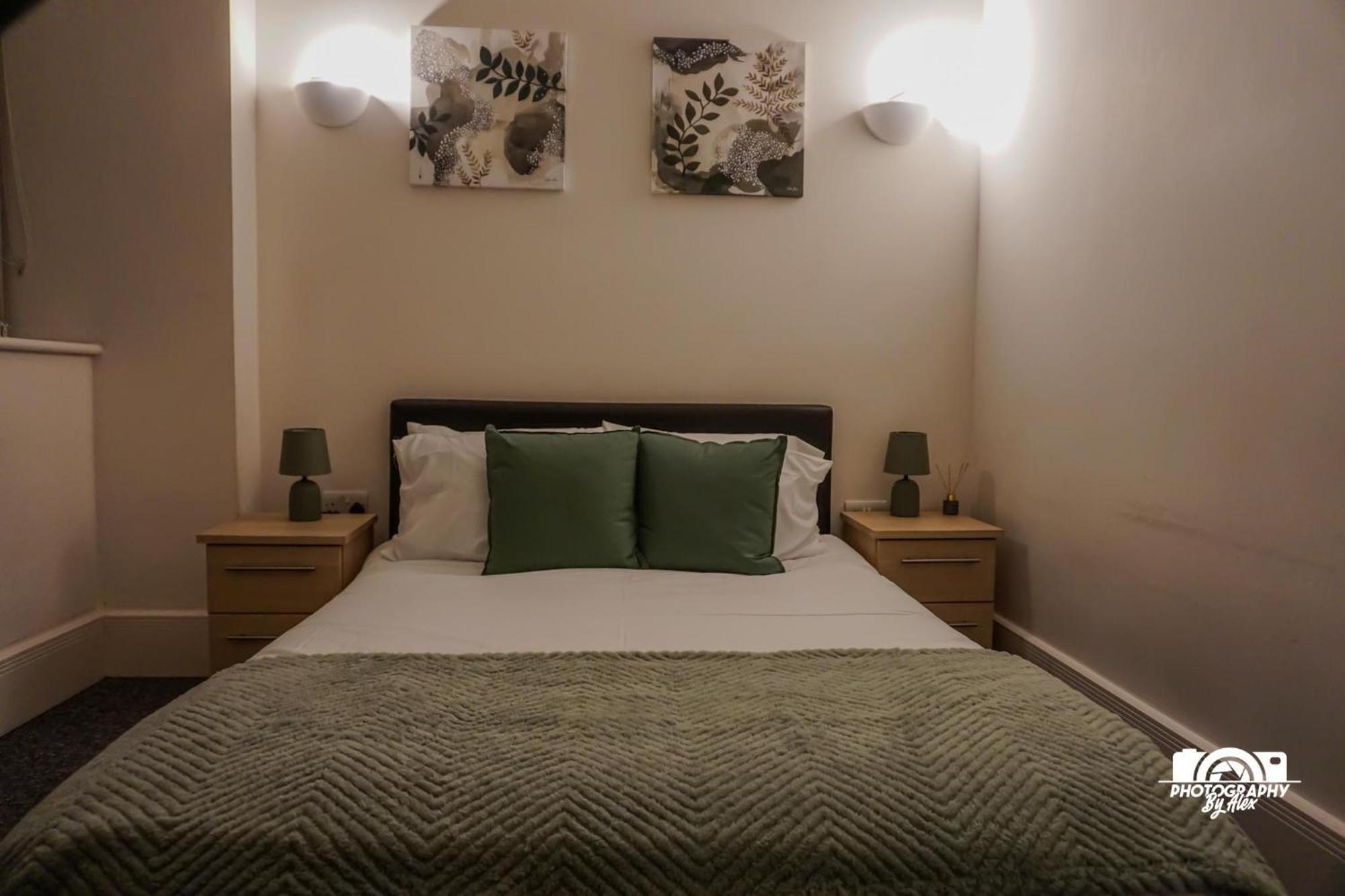View 2 Bed Apartment Birmingham