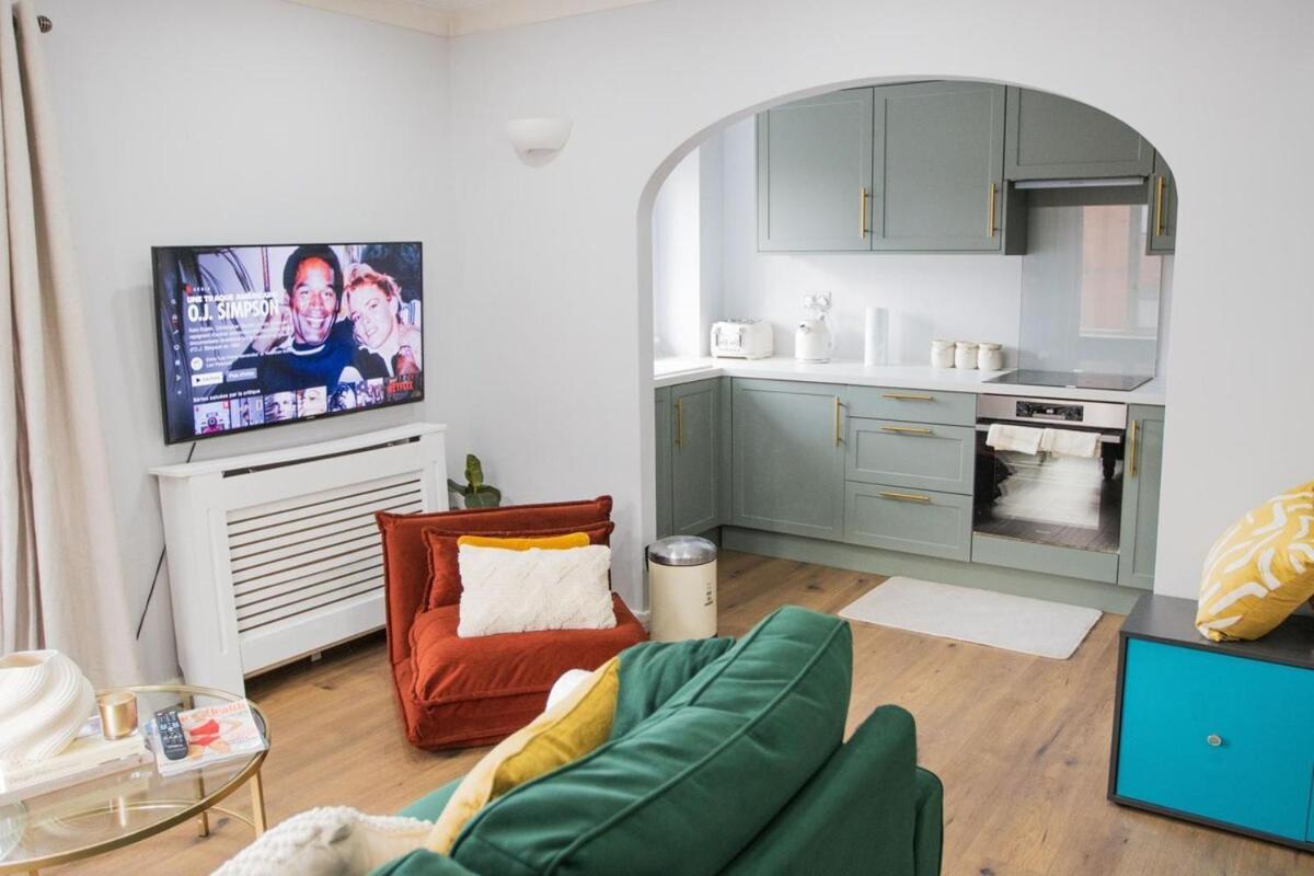 Sienna Haven 2 Bed 1 Bath - Netflix - Free Parking Apartment