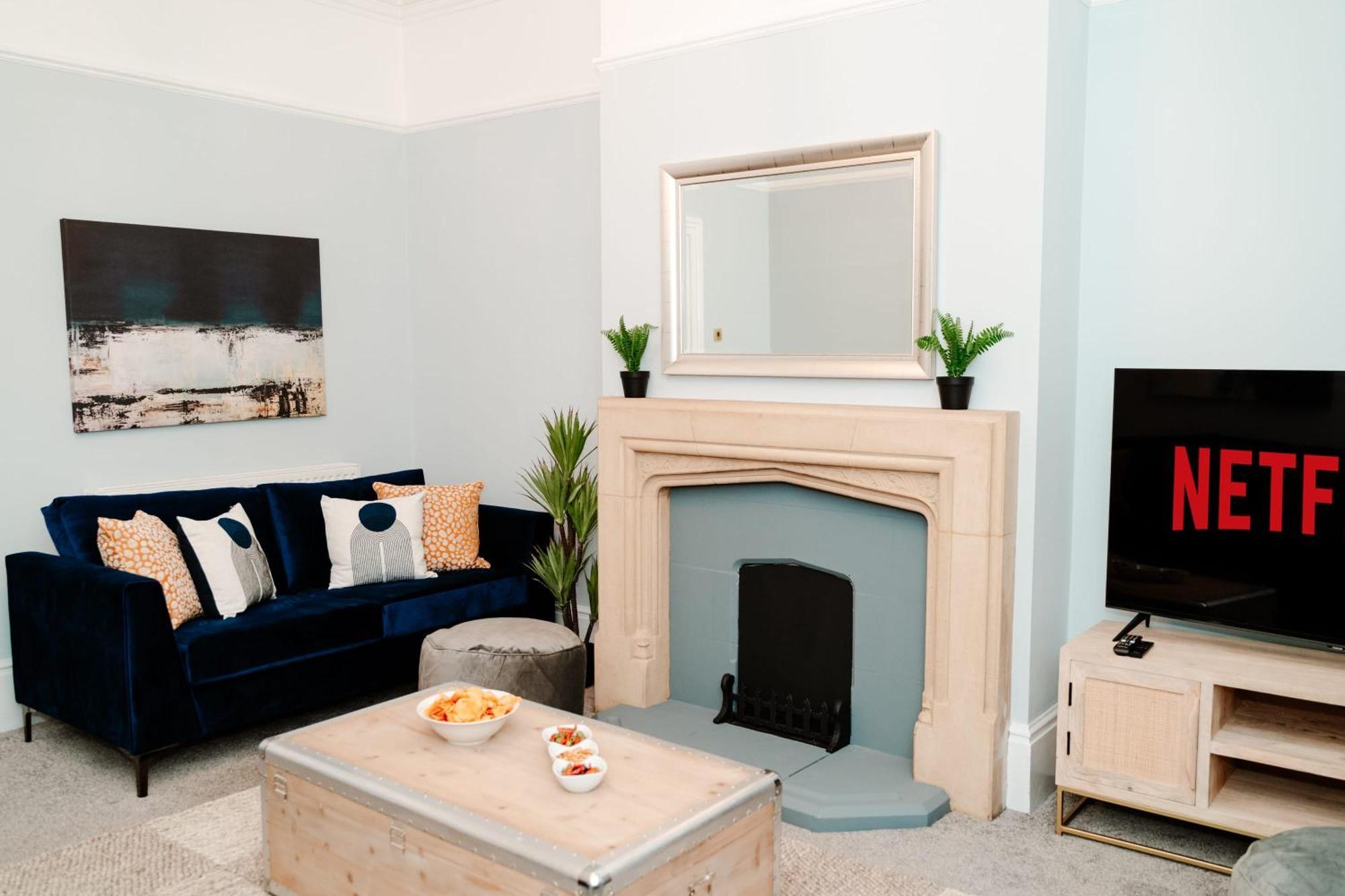 Holiday home Spacious Centre Family Contractors Wifi Birmingham