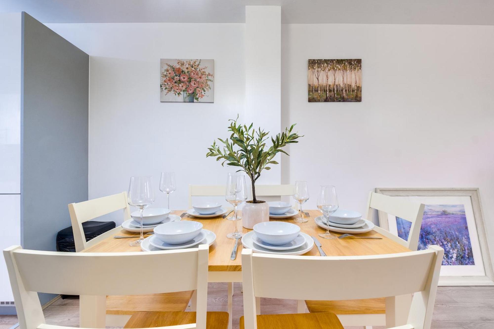 Comfy Home-windrush Grove *
